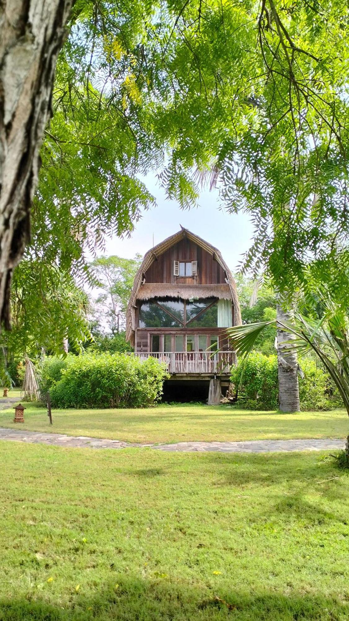 Naya Gawana & Resort Banyuwedang